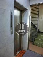 １階エレベーター扉