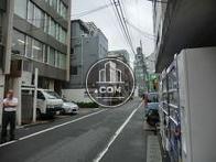 周辺は静かな環境になります