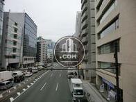 物件前面道路、品川方面です