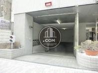 駐車場出入り口