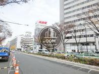 街路樹のある通り