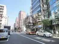 永代通りへ向かう公道です