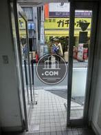 正面入口です