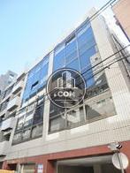 無駄な凹凸が無くフラットに仕上げた壁面