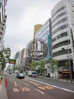 大通りに面しています
