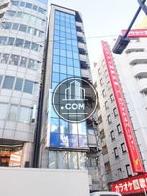 青空を綺麗に反射します