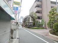 コインパーキングが隣接します