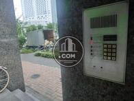 オートロックです