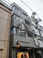オフィスと住宅街が並びます
