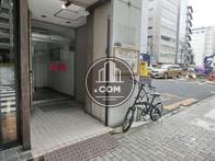 ここから建物内に入ります