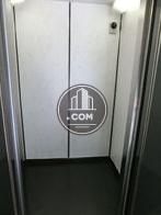エレベーター内部になります