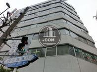 信号付近から撮影した外観