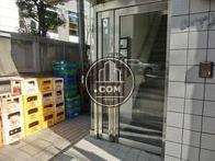 手動式のガラス扉