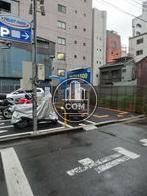 近くにコインパーキングがありますの車での来客の際はこちらをお使いください