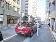 玄関前の歩道エリアです
