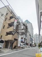 隣接する敷地にコインパーキングを用意