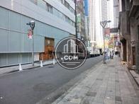 エントランス前は静かです