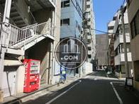 １階外階段出口