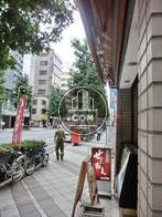 緑が多い歩道です