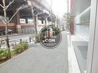 幅広い歩道