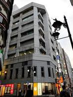 新宿伍名館の外観写真