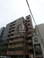 綺麗な御影石張りです