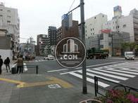 目の前が築地２丁目交差点です