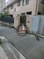正面入口付近から見た周辺です