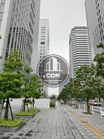 大きなビルが立ち並ぶエリア