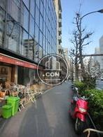 駅までの経路は、平坦で歩き易いです