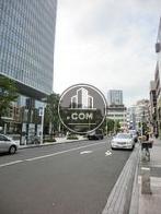 人の往来が多い通り