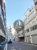 浅草橋駅へ向かう公道です
