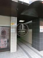 高級感ある入口が印象的です