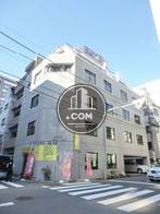 安定感の感じられる建物です