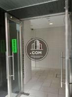 清潔感のある入り口正面