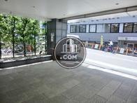 エントランス前のスペース