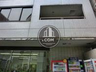 1階には自販機が設置されています