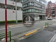 エントランス前面風景