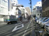 低層ビルが多い為圧迫感が無いエリアです
