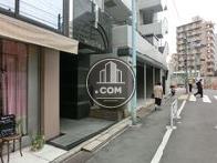 前面の道路です