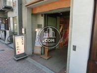 正面入口付近です