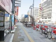 幅のある歩道