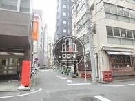 隣接する静かなエリア