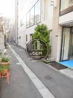 隣接する露地エリアです
