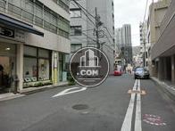 比較的人通りの少ない環境です