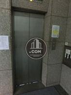 エントランスの左側にあります