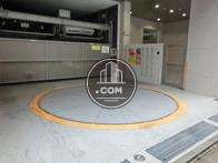 物件裏に機械式の駐車場がございます