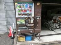 ビルに自販機が設置