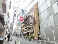 比較的静かな通り