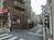 メインエントランス側の道路です